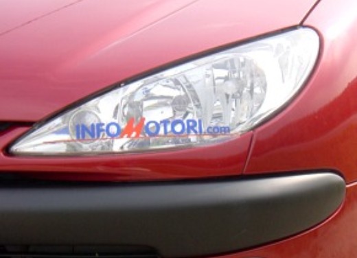 Peugeot 206 SW: Test Drive - Fotogallery - 4